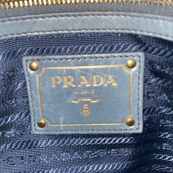 Prada Vitello Shine Top Handle Bag - Picture 4 of 5